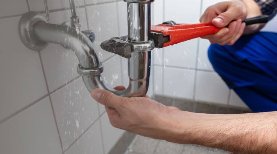 Expert burst pipe repair services in Murphys, CA